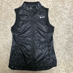 Black Nike running vest